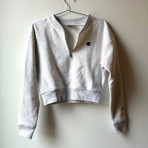 Like New- Reverse Weave Cropped Sweater
